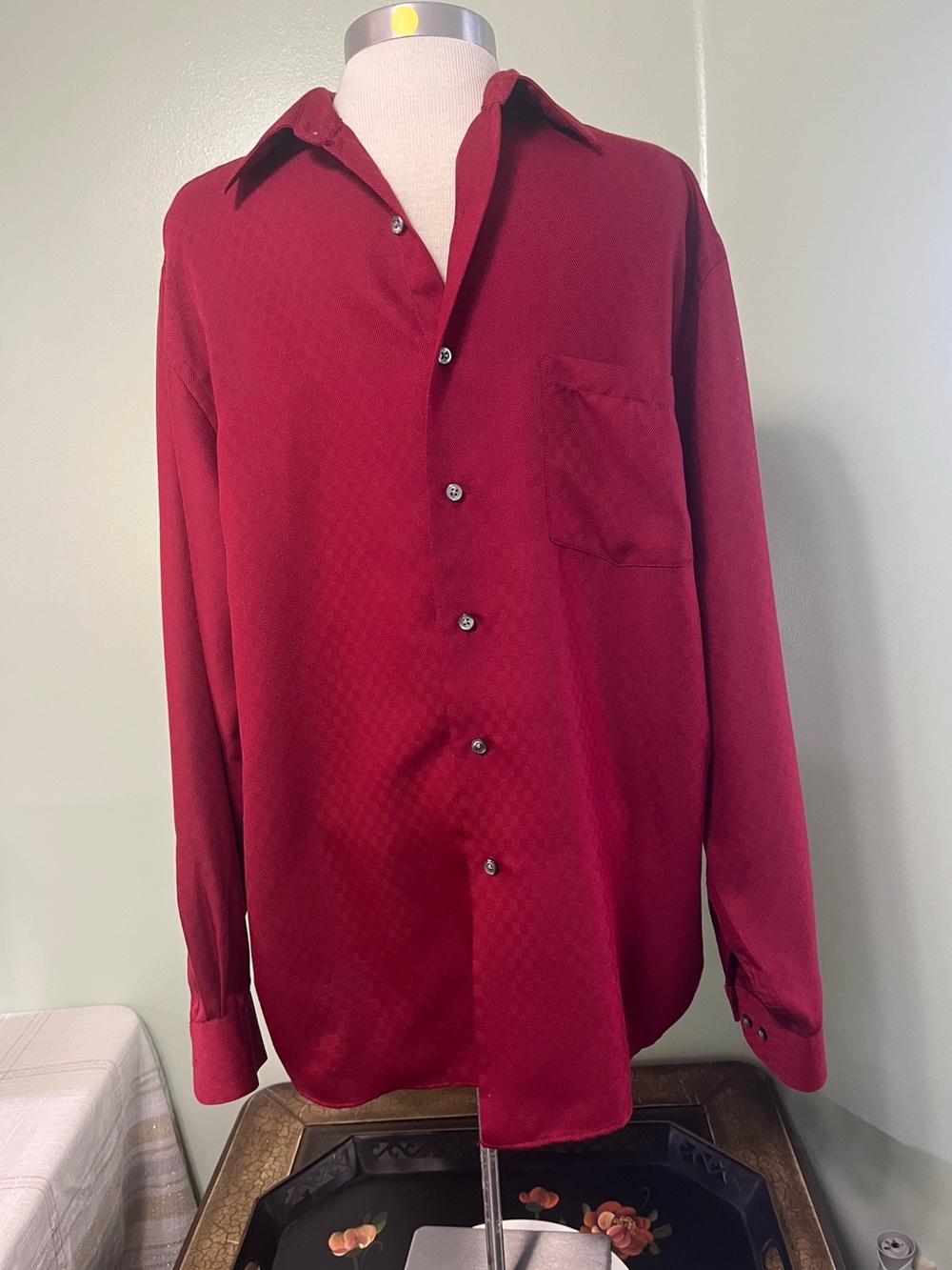 Van Heusen  Maroon Textured Dress Shirt Size 16 1/2  34/35 Large